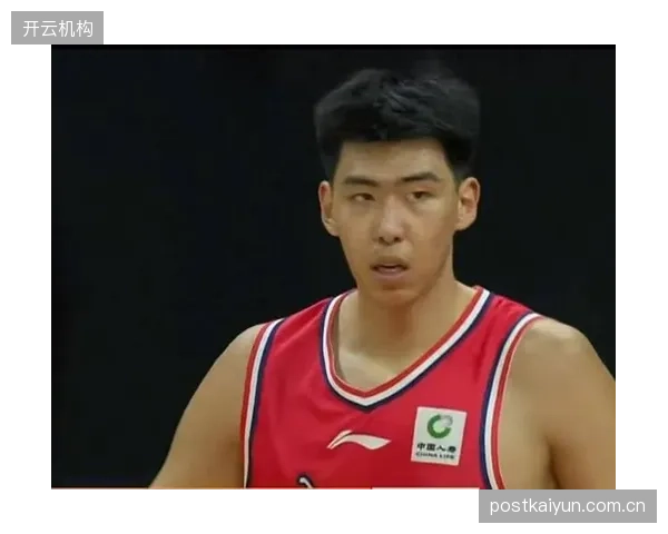 徐昕离开广东后在广州队获得成长，其内线高度成为球队防守端的重要屏障。